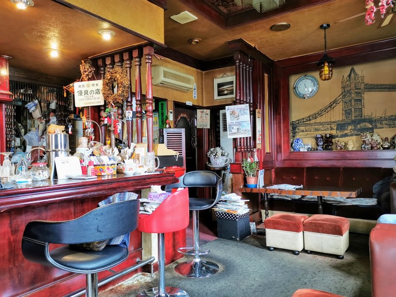 06テーブル席.jpg 06テーブル席