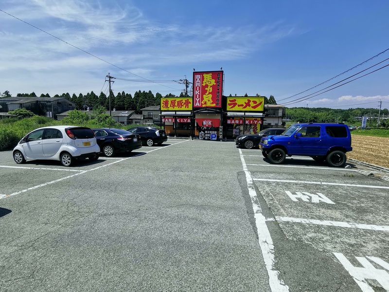 04駐車場.jpg 04駐車場