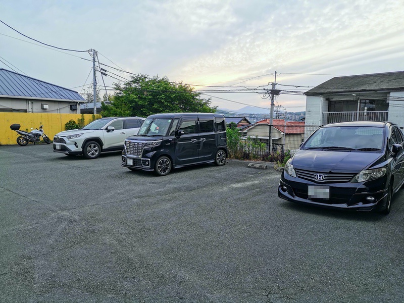 03駐車場.jpg 03駐車場