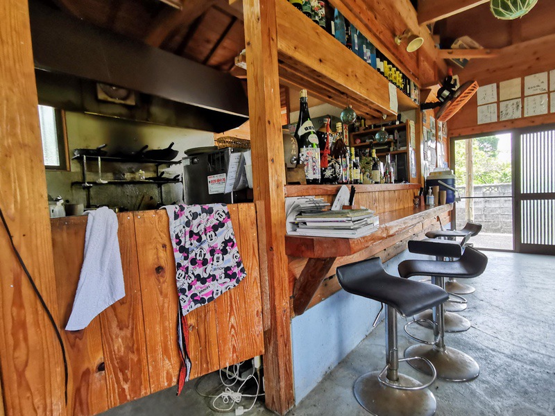 04カウンター席.jpg 04カウンター席