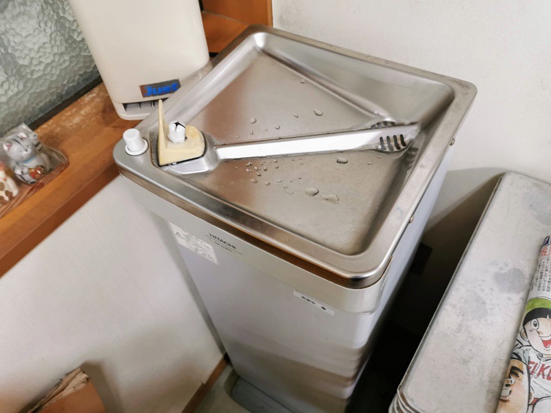 04ウォーターサーバー.jpg 04ウォーターサーバー