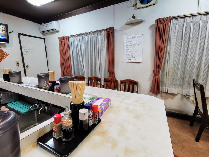 02カウンター席.jpg 02カウンター席