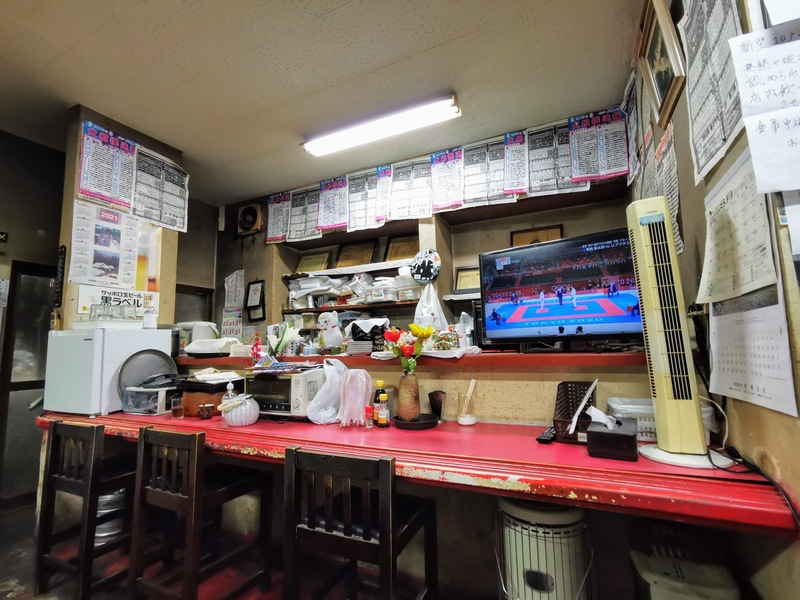 04カウンター席