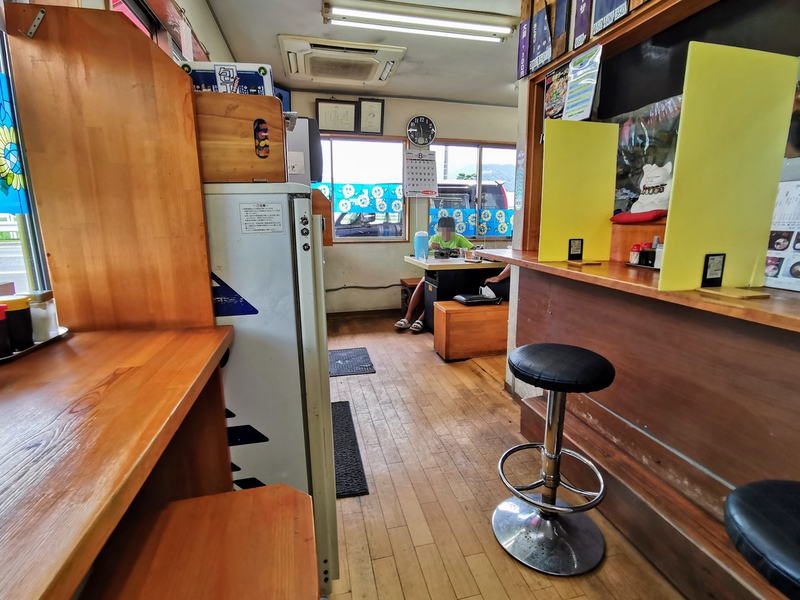 02店内.jpg 02店内