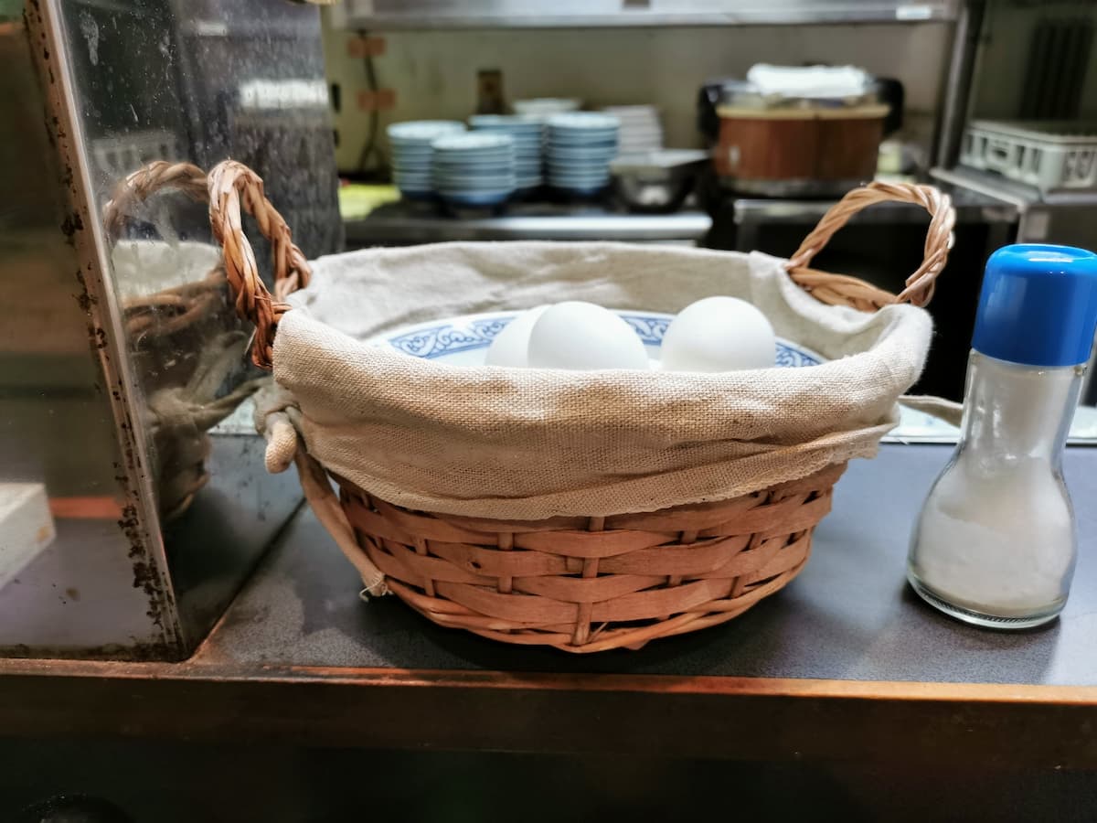 05ゆで玉子.jpg 05ゆで玉子