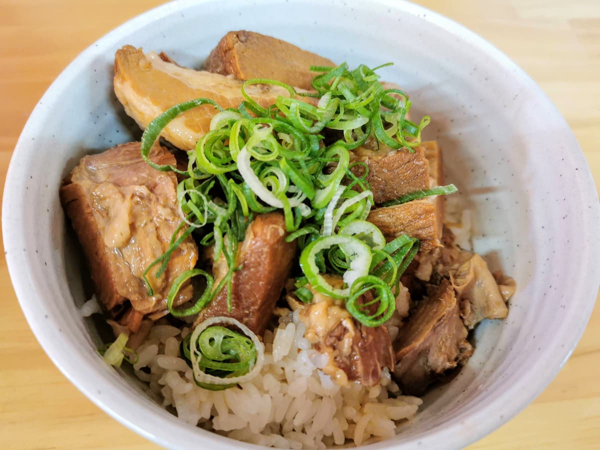 24とろとろ角煮丼.jpg 24とろとろ角煮丼