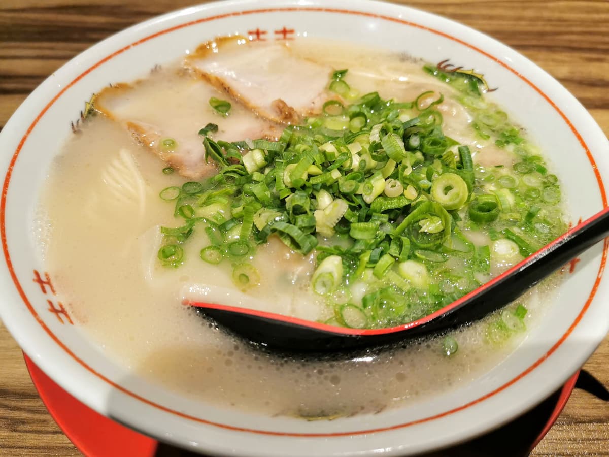 10元祖ワンタンメン.jpg 10元祖ワンタンメン