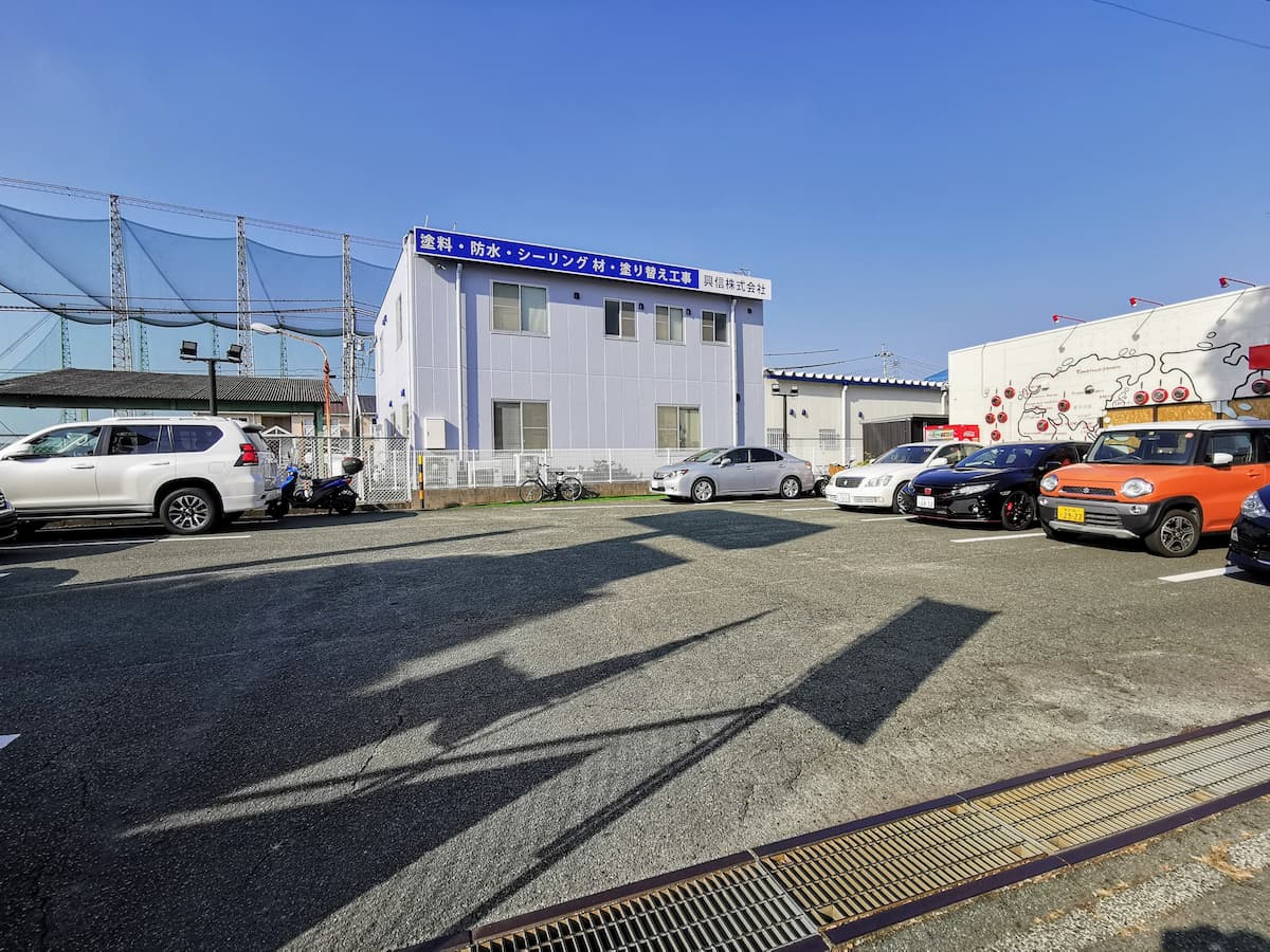 02駐車場.jpg 02駐車場