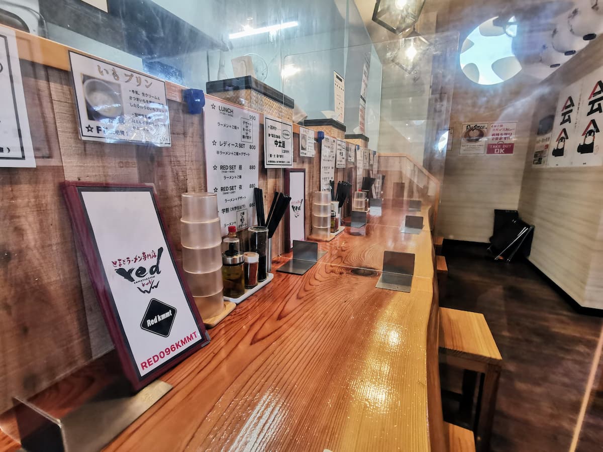 03カウンター席.jpg 03カウンター席