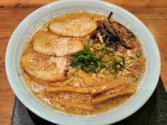 ラーメン天外天熊本駅店｜熊本県熊本市｜ラーメンとチャーシュー飯