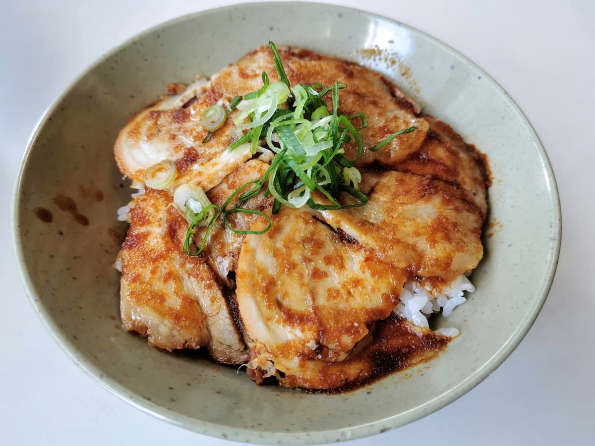 09チャーシュー丼.jpg 09チャーシュー丼