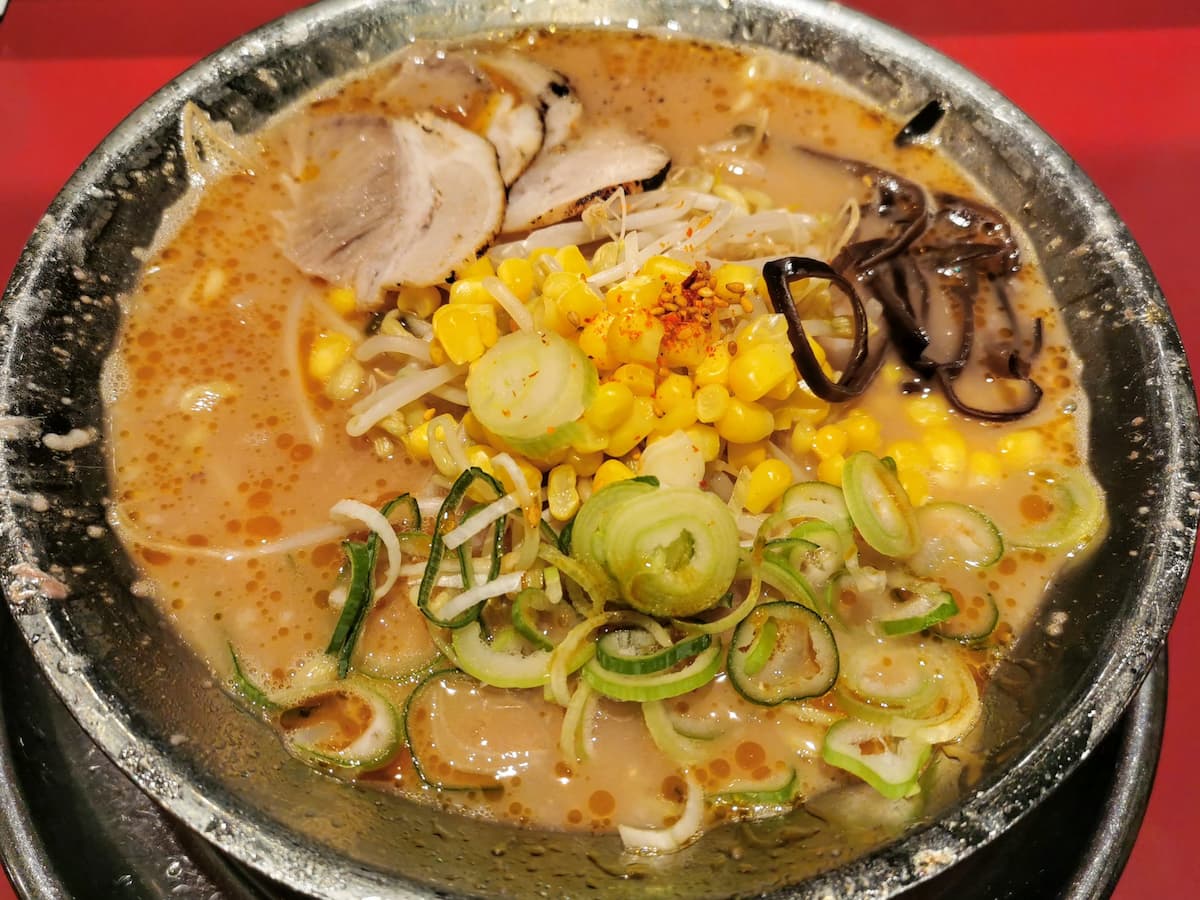 12しおとんこつラーメン.jpg 12しおとんこつラーメン