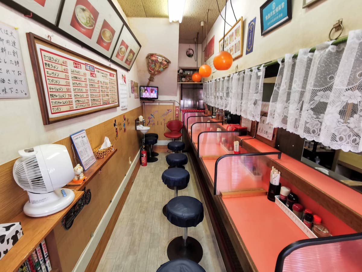 04店内.jpg 04店内