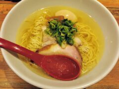 麺屋翔西新宿本店|東京都新宿区|軍鶏味玉塩ラーメン 麺屋翔西新宿本店|東京都新宿区|軍鶏味玉塩ラーメン