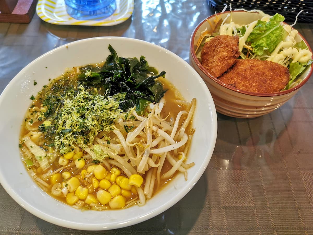 11明日葉ラーメンヒレカツセット.jpg 11明日葉ラーメンヒレカツセット