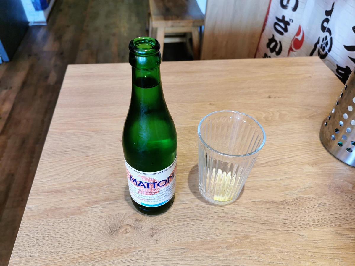 08ミネラルウォーター.jpg 08ミネラルウォーター