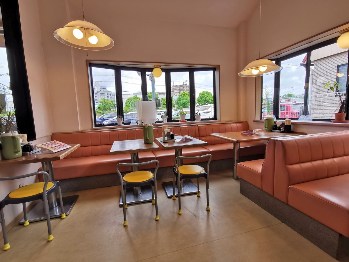 07テーブル席