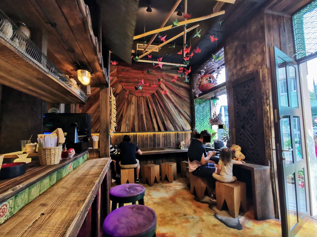 04店内.jpg 04店内