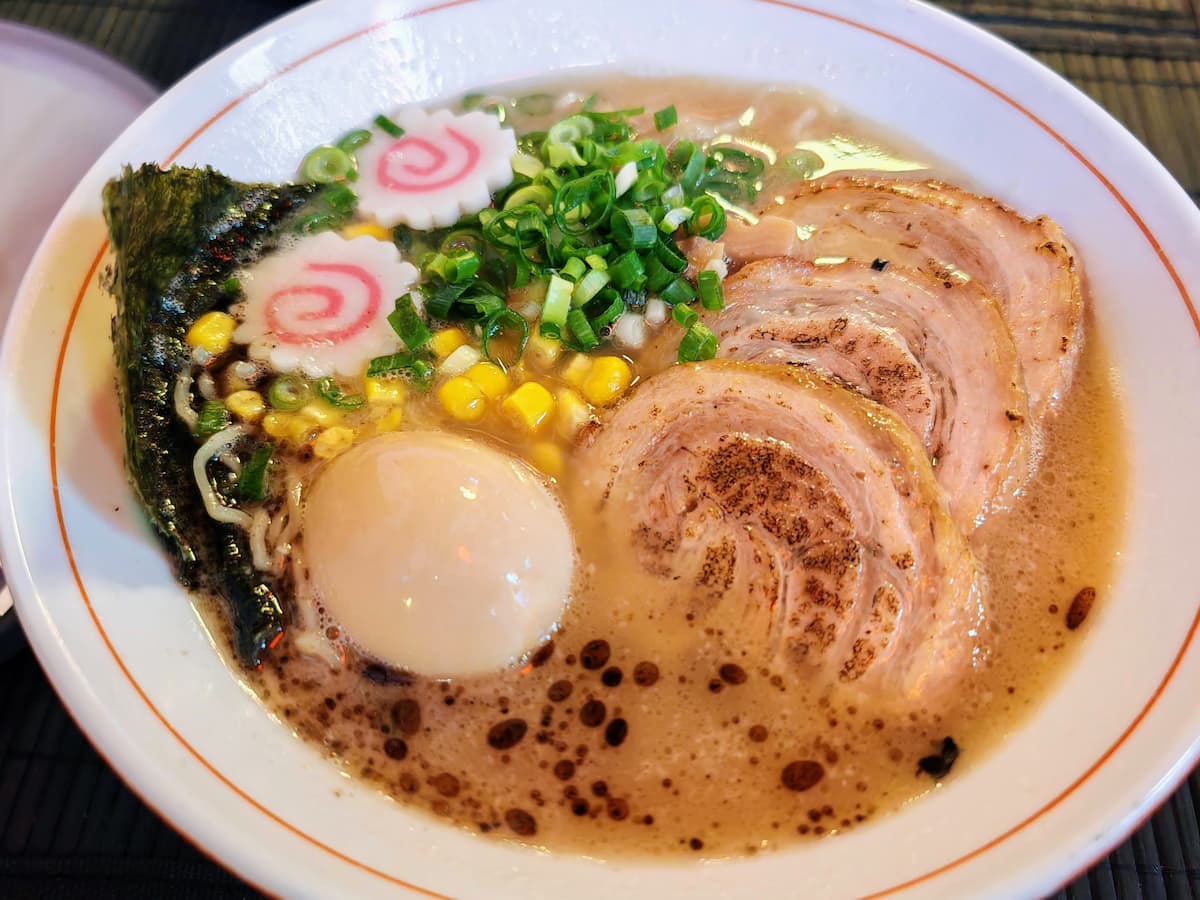 19ナルトラーメン.jpg 19ナルトラーメン