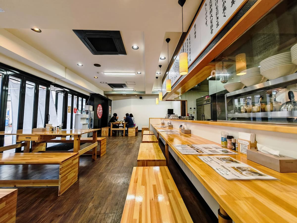 03店内.jpg 03店内