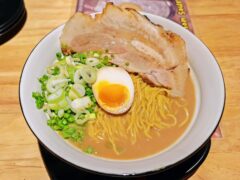 侍｜カンボジアシェムリアップ｜どろどろ濃厚ラーメン