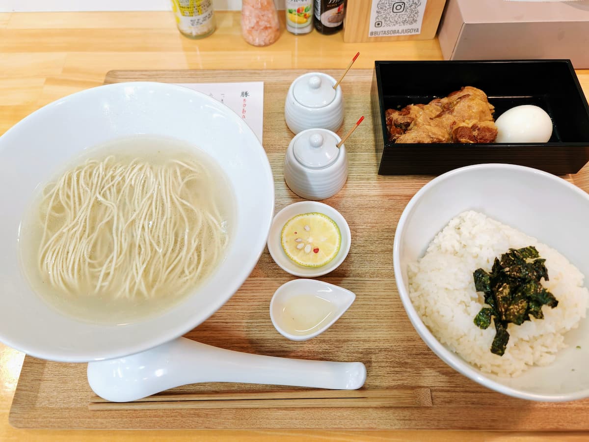 08清湯豚そばセット.jpg 08清湯豚そばセット