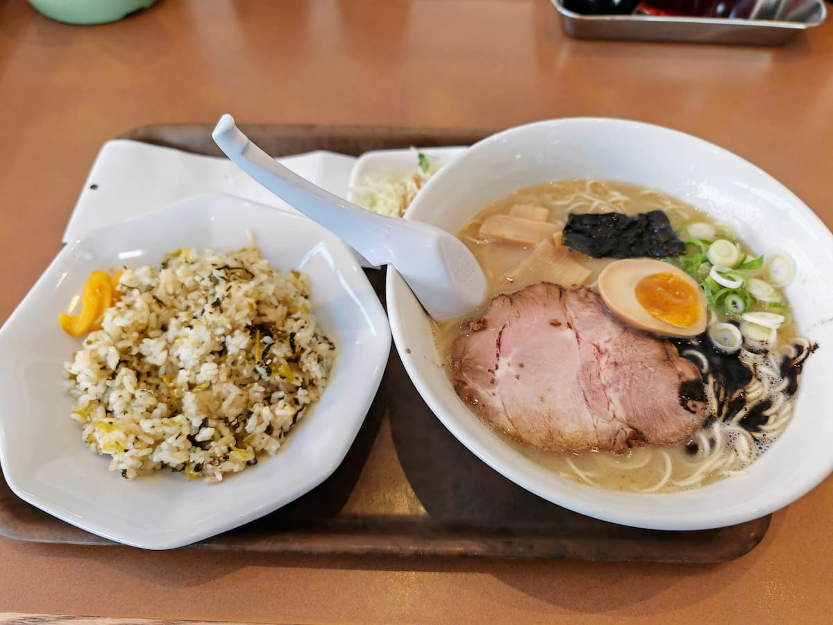 07ラーメン定食
